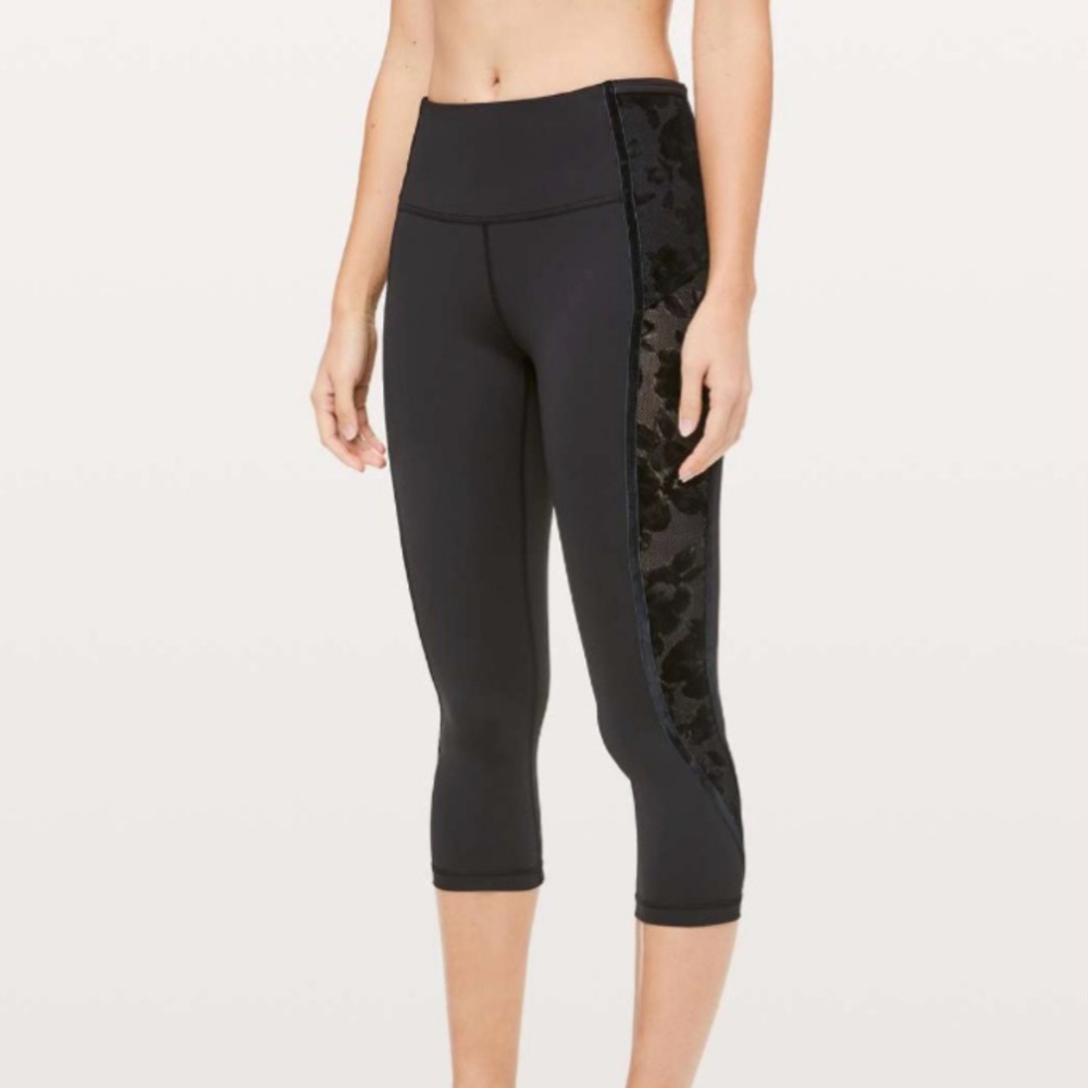 Lululemon Wunder Under Crop High-Rise *Flocked 21"